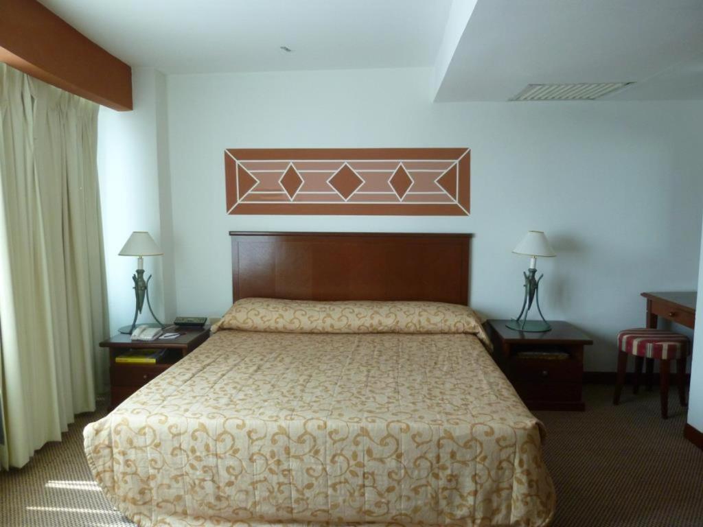 โรงแรมโกคอส กลัง ภายนอก รูปภาพ